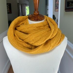 NWOT • Old Navy • Infinity Scarf